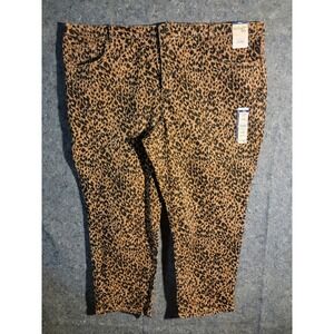 Terra &‎ Sky Core Straight High Rise Pettie Leg Demin Leopard Size 26W